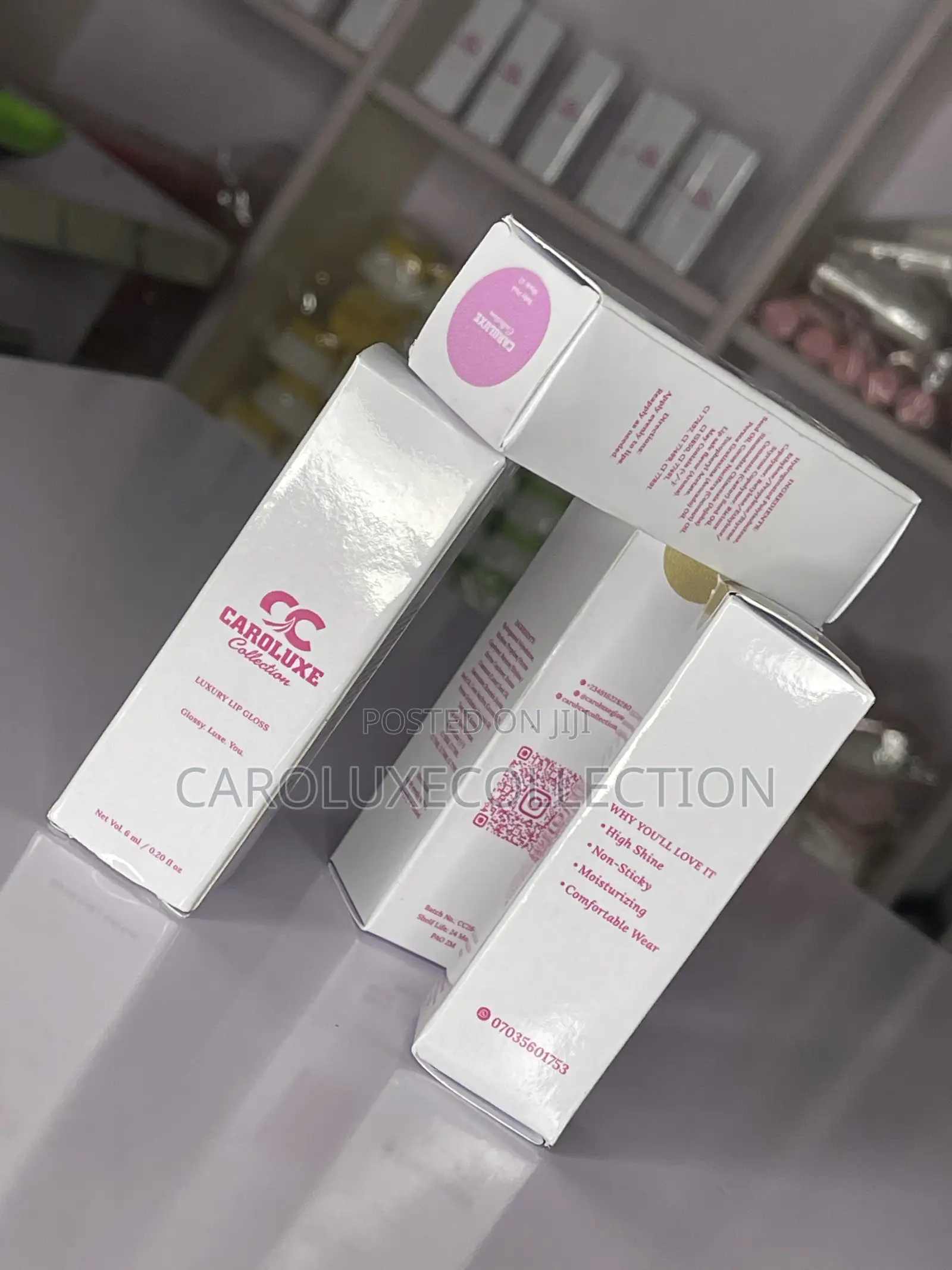 Caroluxe Blush Pink Lip Gloss – High Shine Hydrating Lip Gloss