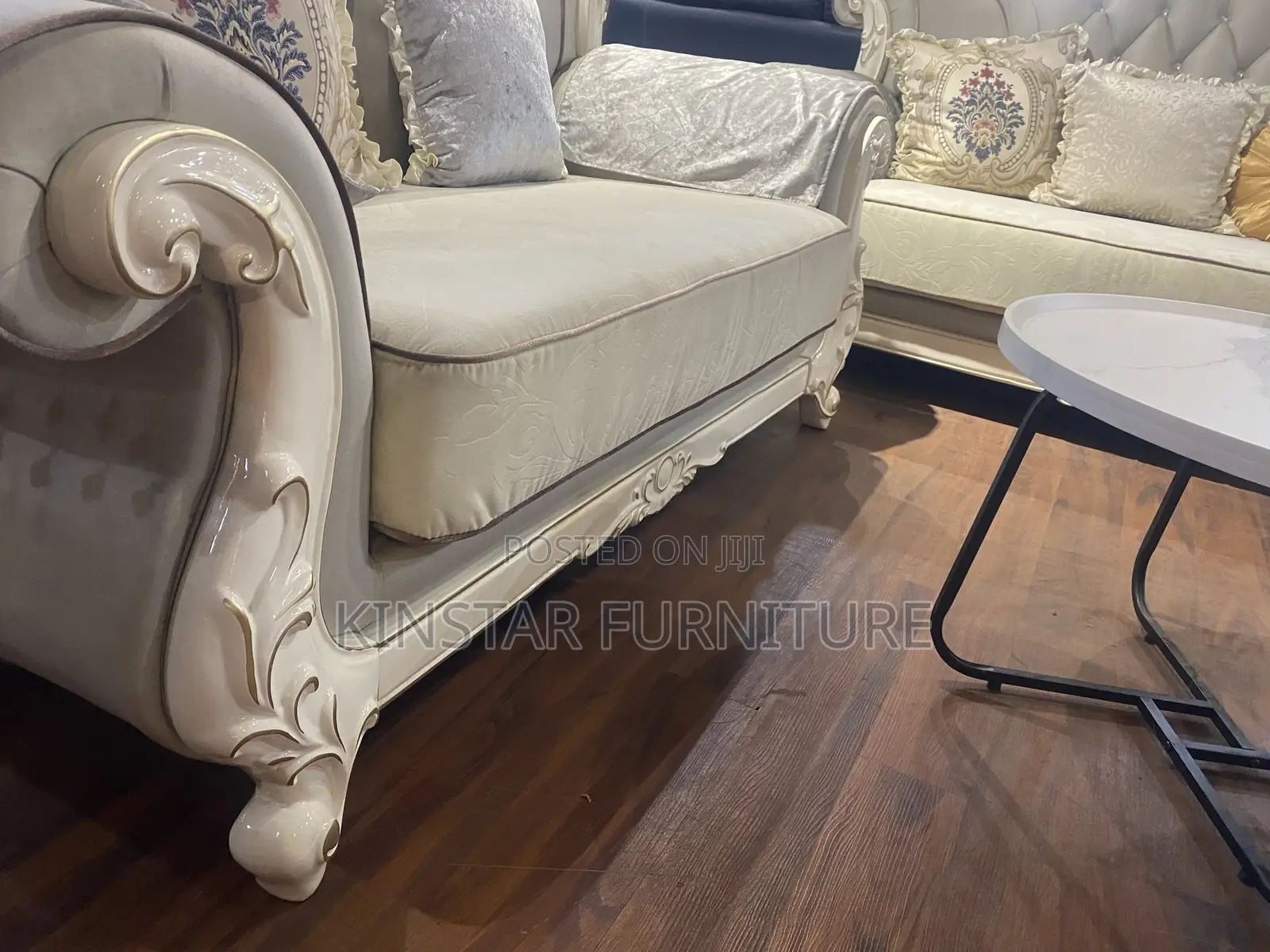 Royal Chairs