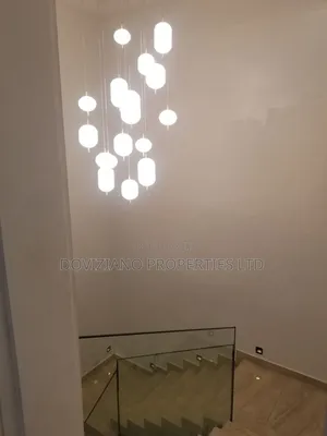 Mini Flat in Adeola Odeku for rent