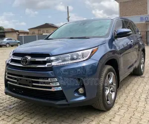 Toyota Highlander Limited Platinum 2019 Blue