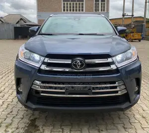 Toyota Highlander Limited Platinum 2019 Blue