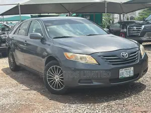 Toyota Camry 2.4 LE 2008 Gray