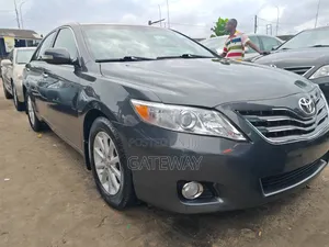 Toyota Camry 2011 Gray