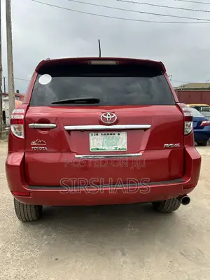 Toyota RAV4 3.5 Sport 2010 Red