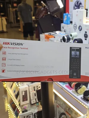 Hikvision Face Recognition Terminal for Time Attendance Access Control