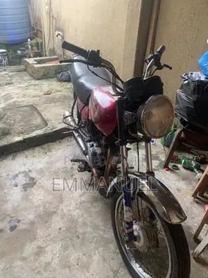 Bajaj Boxer 2010 Red