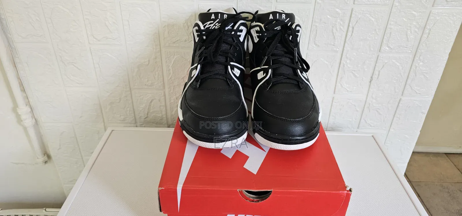 Air Flight 89 Mid High Black/White.