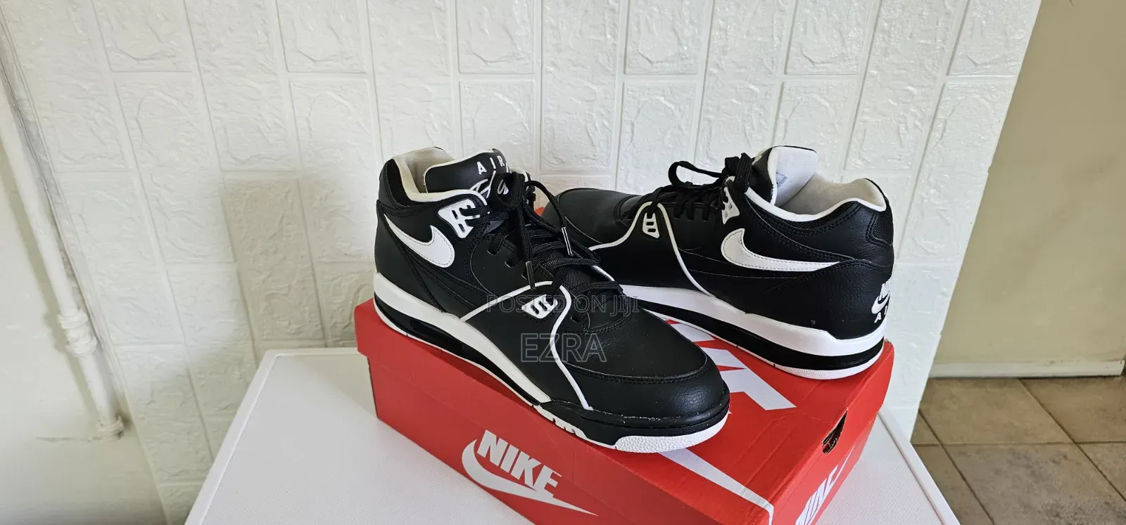 Air Flight 89 Mid High Black/White.
