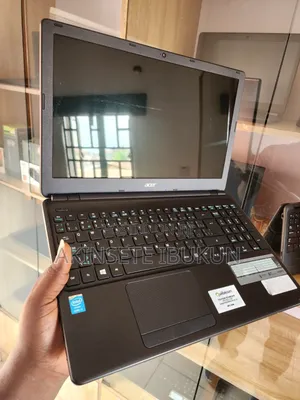Laptop Acer Aspire E1-531G 8GB Intel Core i5 HDD 500GB