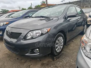 Toyota Corolla 2010 Gray