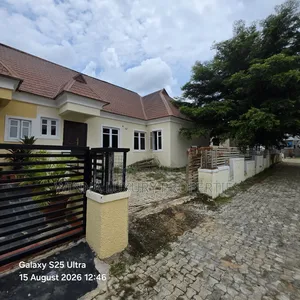 3bdrm Bungalow in Glorianna Estate, Lugbe District for rent