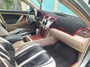 Toyota Camry 2.4 SE Automatic 2008