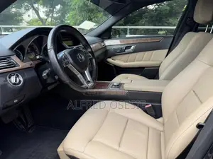 Mercedes-Benz E350 2013 Black