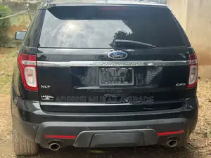 Ford Explorer XLT 4dr 4x4 (3.5L 6cyl 6A) 2011 Black