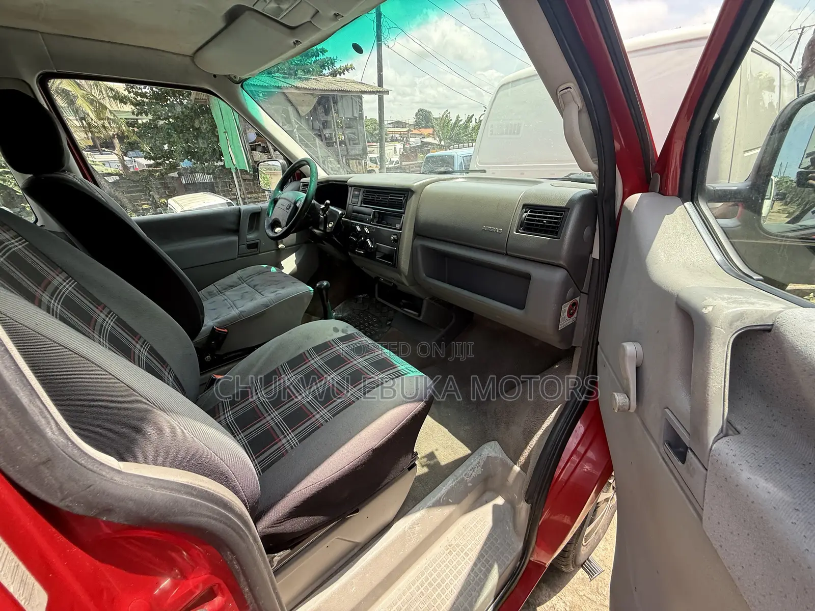 Volkswagen Transporter 2005 Red