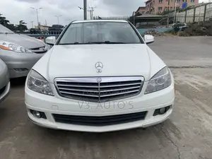 Mercedes-Benz C300 2009 White