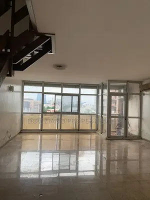 3bdrm Apartment in 1004 for rent