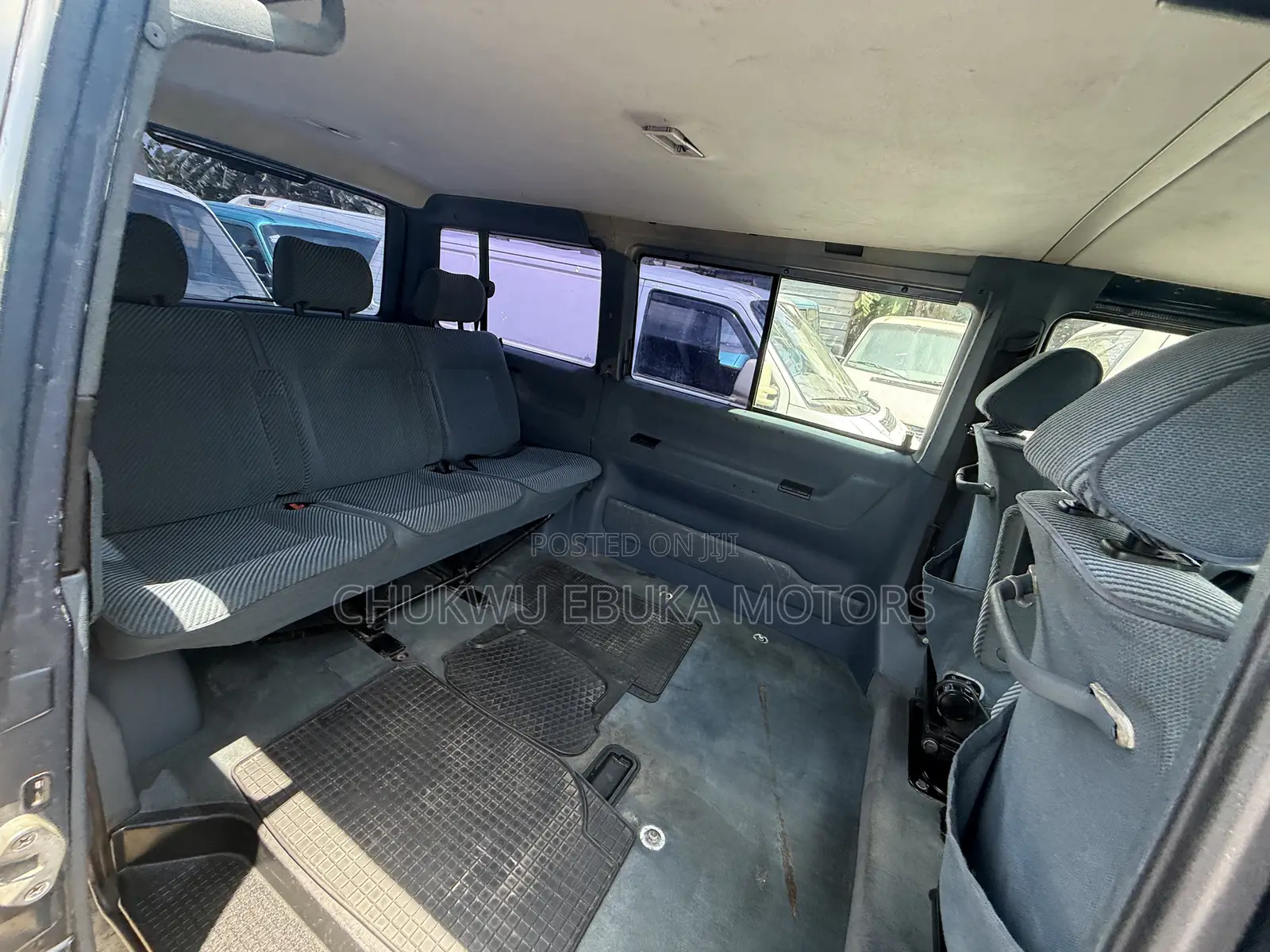 Volkswagen Transporter 2005 Grey