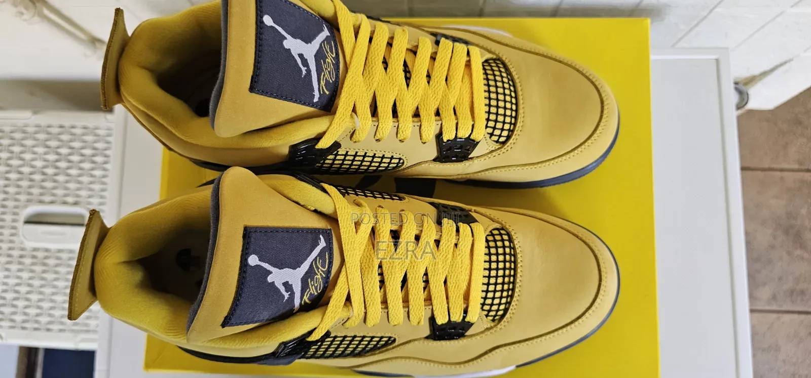 Air Jordan 4 Retro Lightning 2021