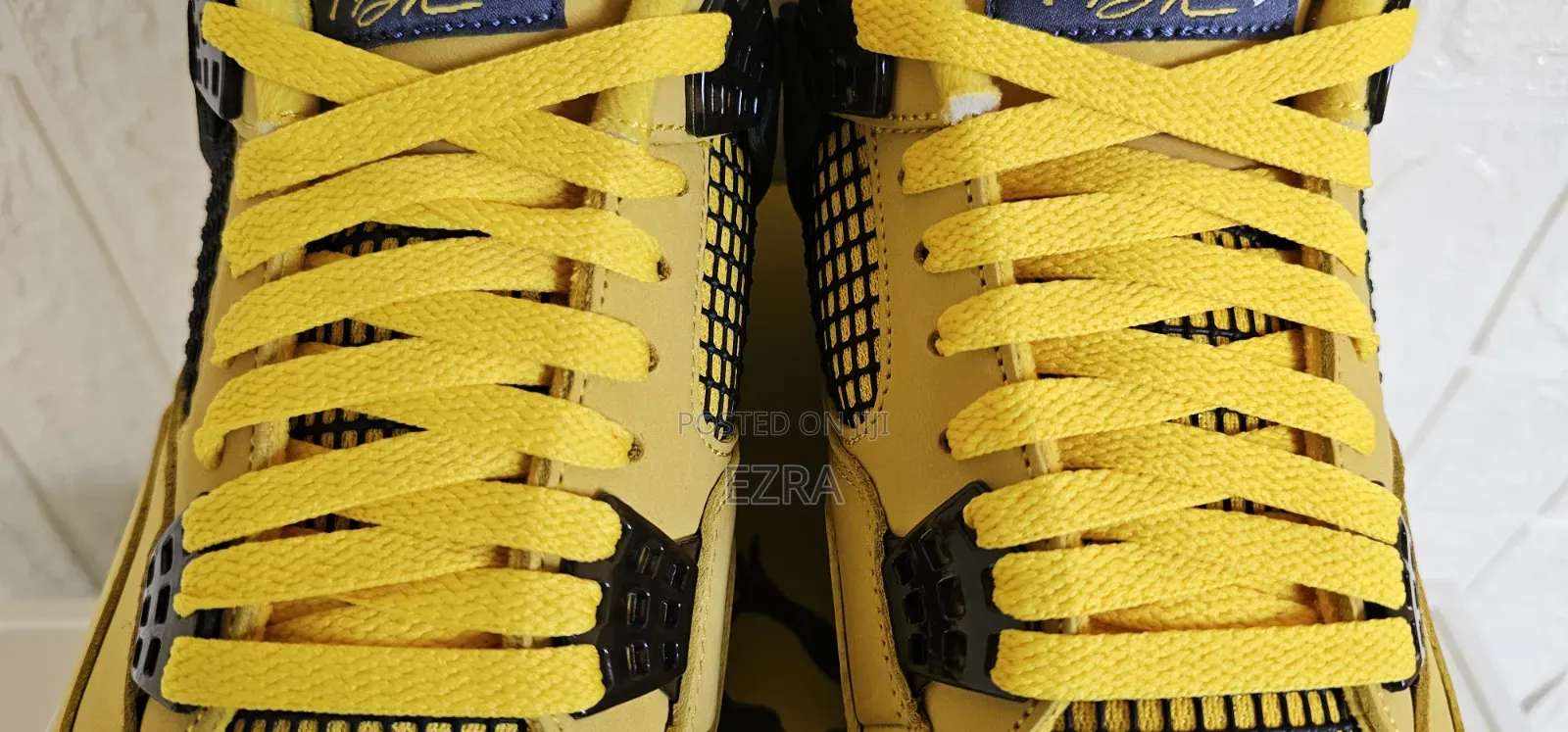 Air Jordan 4 Retro Lightning 2021