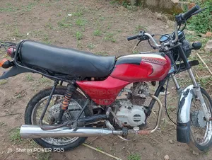 Bajaj Boxer 2024 Red