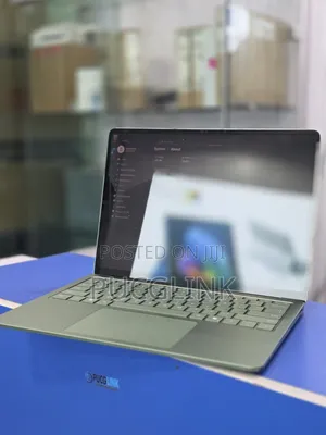 New Laptop Microsoft 16GB Qualcomm Snapdragon X Plus SSD 512GB