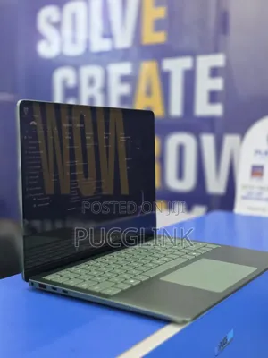 New Laptop Microsoft 16GB Qualcomm Snapdragon X Plus SSD 512GB