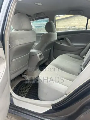 Toyota Camry LE 4dr Sedan (2.4L 4cyl 5A) 2007 Gray