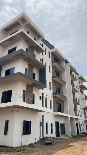3bdrm Block of Flats in The New Hampton, Jahi for sale