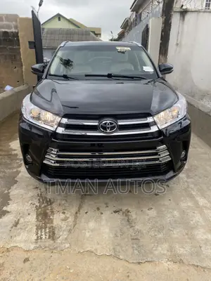 Toyota Highlander XLE V6 4x2 (3.5L 6cyl 6A) 2016 Black