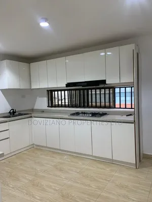 2bdrm Apartment in Ahmadu Bello Way for rent