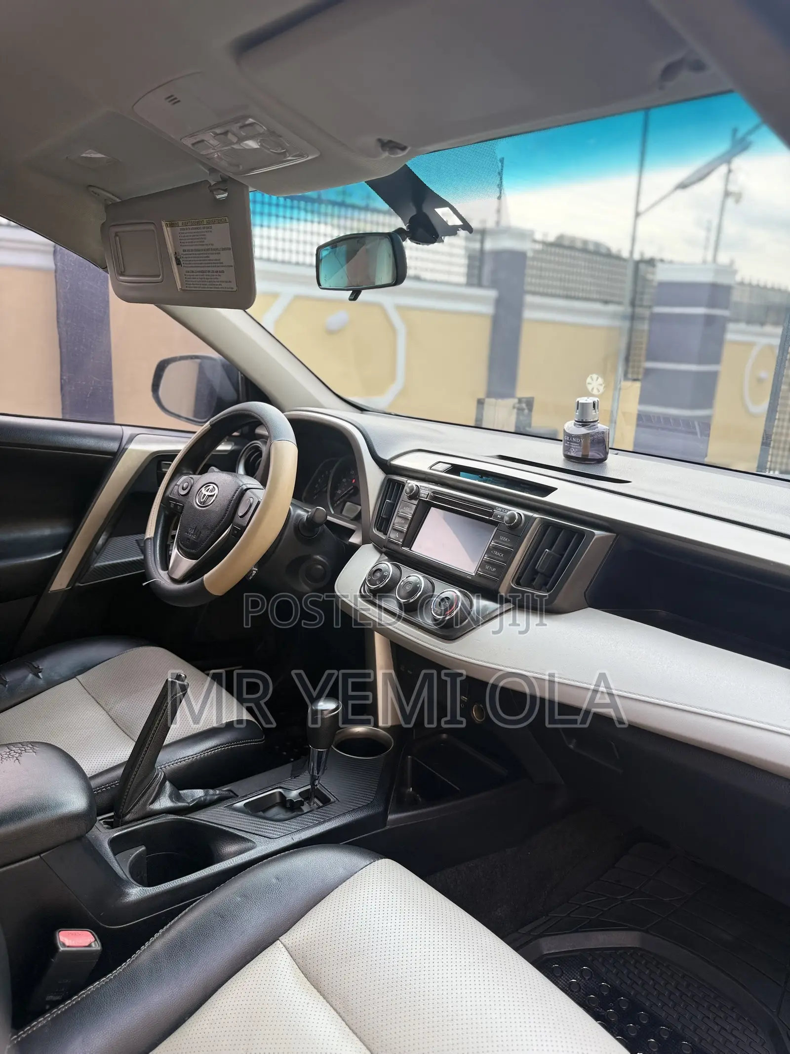 Toyota RAV4 LE 4dr SUV (2.5L 4cyl 6A) 2014 Black