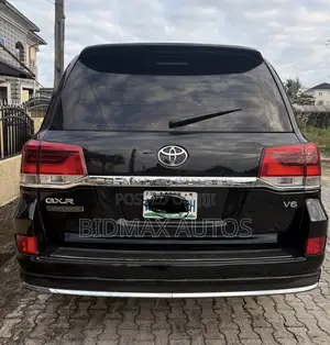 Toyota Land Cruiser 4.0 V6 GX-R 2013 Black
