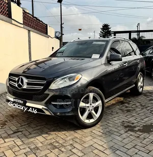 Mercedes-Benz GLE-Class 2016 Blue