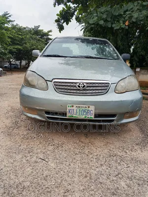 Toyota Corolla 2004 Gold