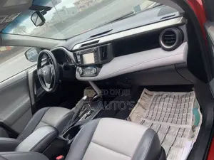 Toyota RAV4 2013 Red