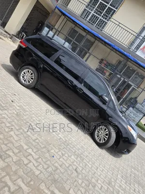 Toyota Sienna XLE FWD 8-Passenger 2013 Black