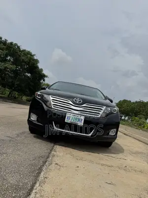 Toyota Venza XLE 2012 Gray