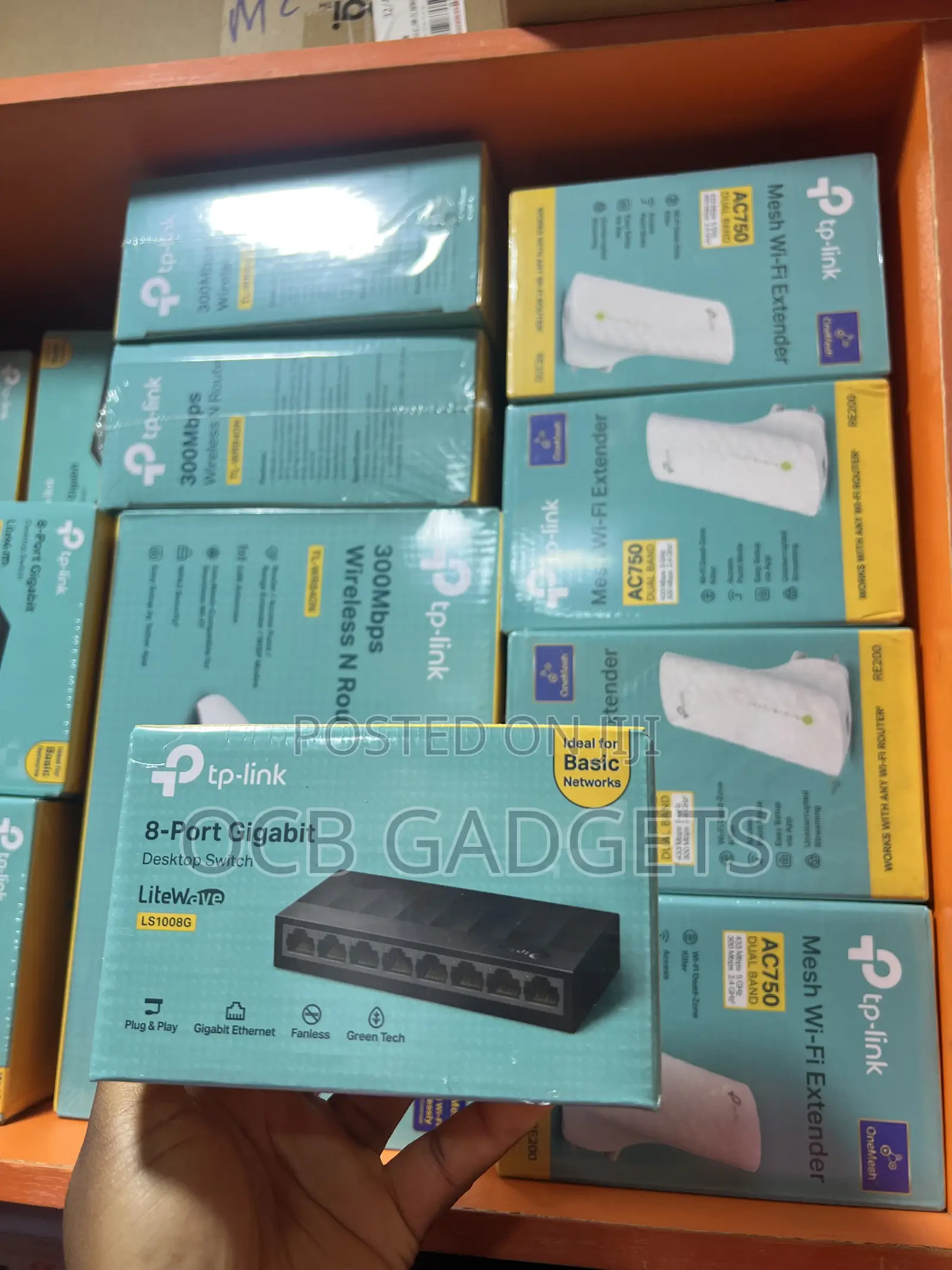 TP-Link 8 Port Gigabit