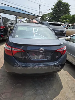 Toyota Corolla S 4dr Sedan (1.8L 4cyl CVT) 2014 Gray