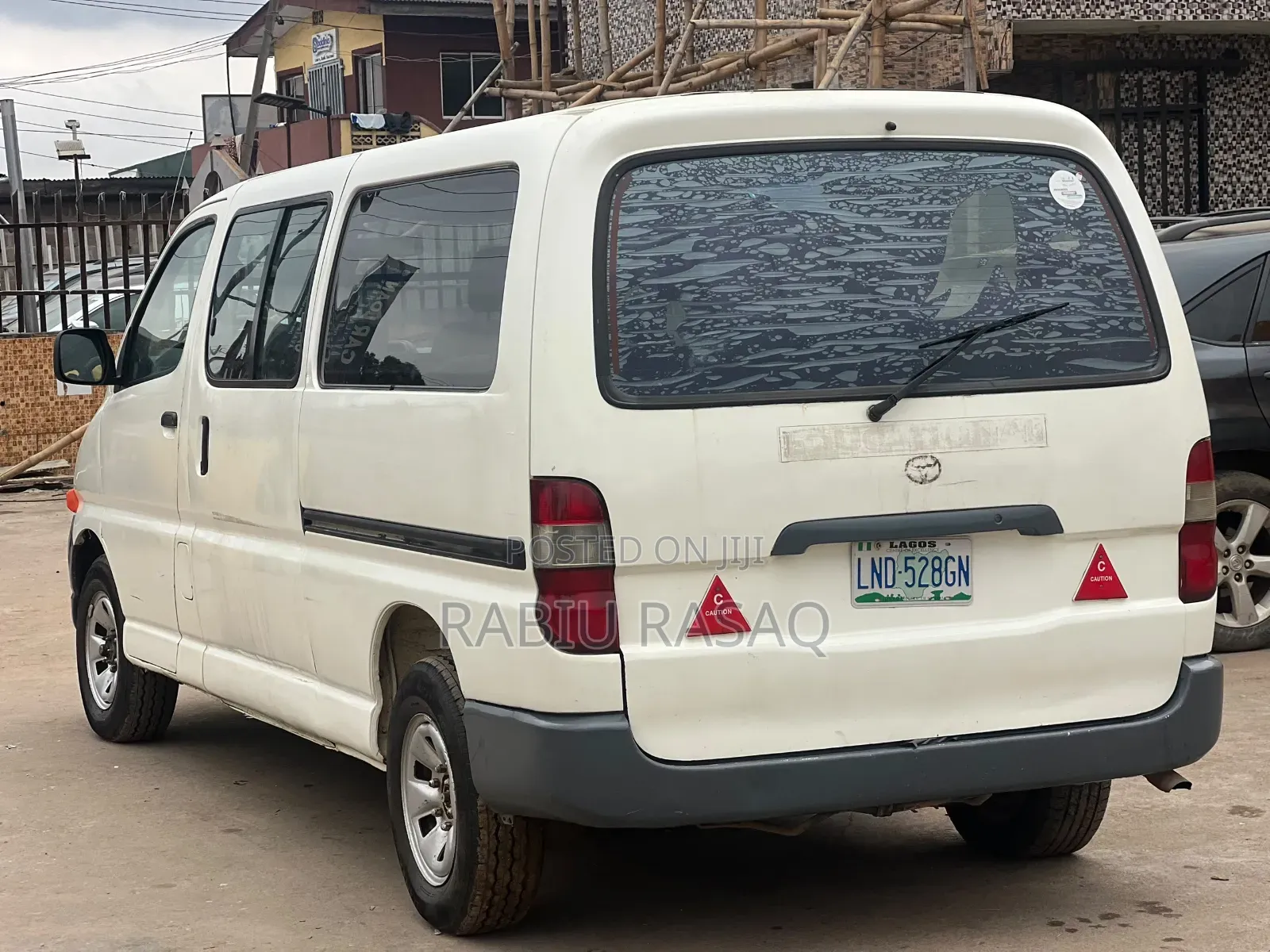 Toyota HiAce 2003 White