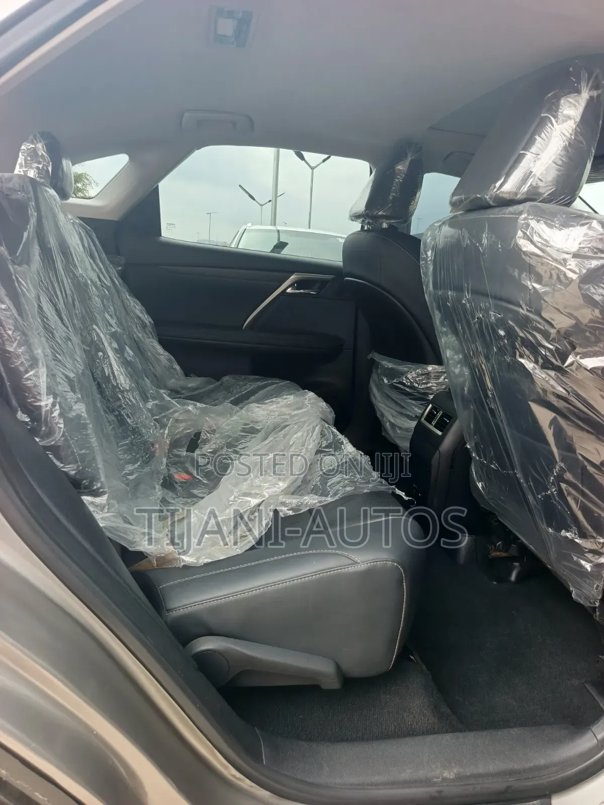 Lexus RX 2022 Gold
