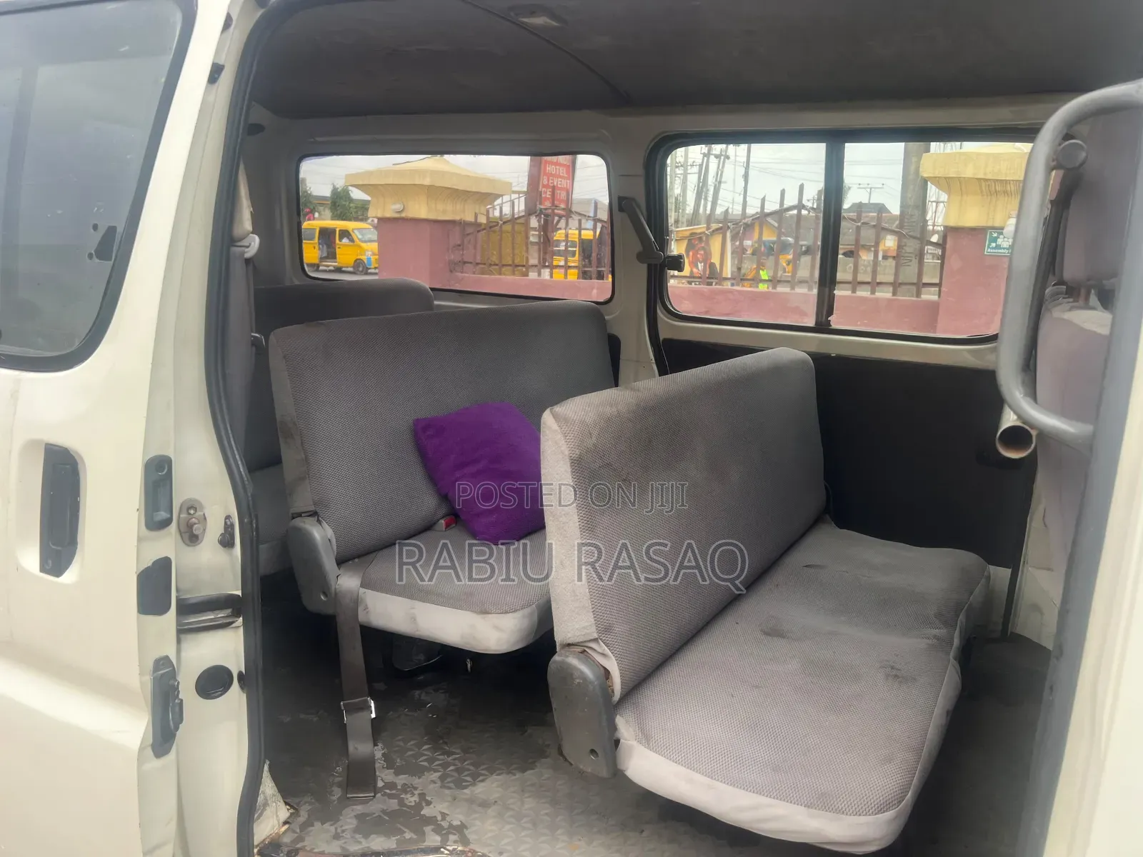 Toyota HiAce 2003 White
