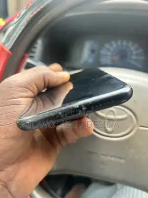 Apple iPhone XR 128 GB Black