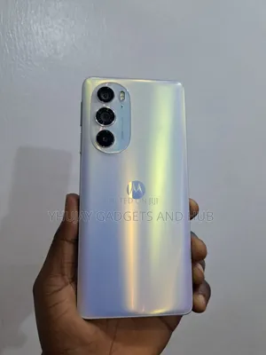 Motorola Edge+ 5G UW (2022) 128 GB White