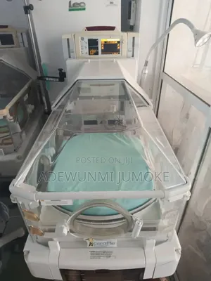 Genivri Infant Incubator