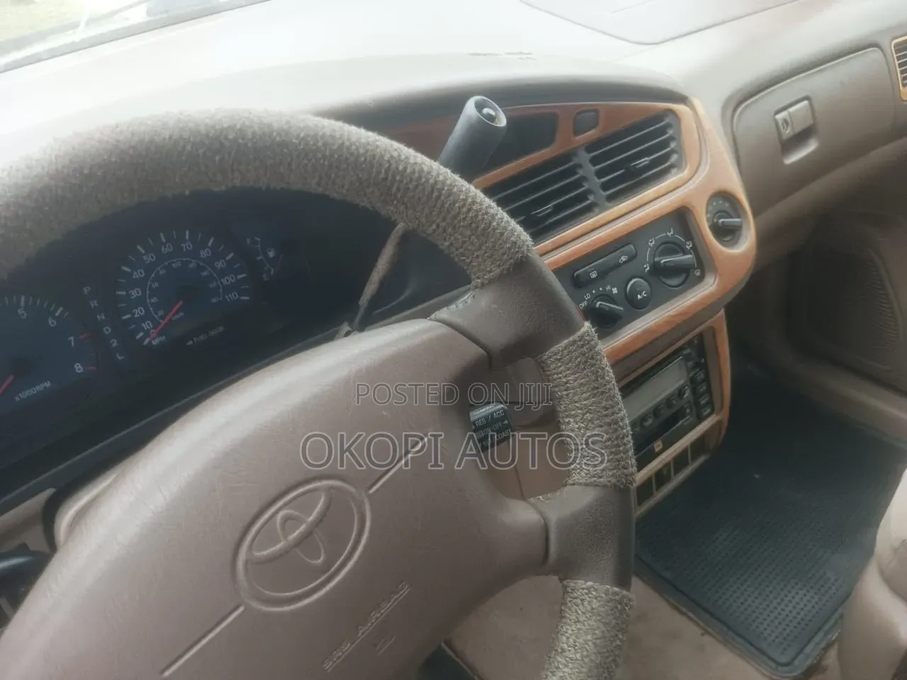 Toyota Sienna LE 2002 Silver