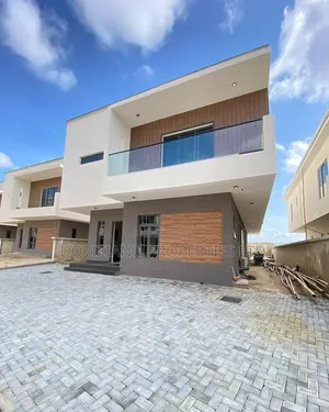 4bdrm Duplex in Lekki Phase 1 for sale