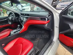 Toyota Camry 2018 White
