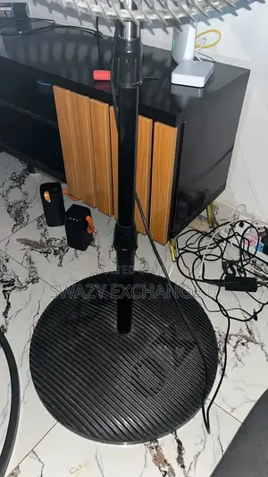 XO Standing Fan